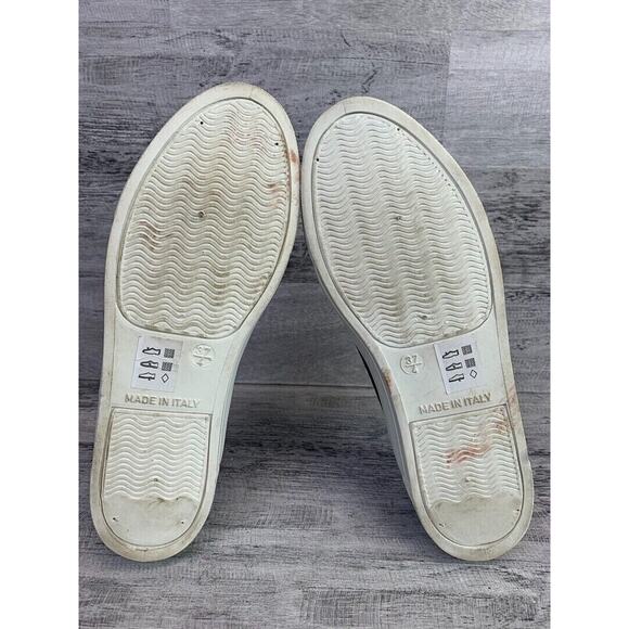 TopShop Womens Navy Slip-On Sneakers Size 6.5 Textured Pattern Casual Footwear - Picture 8 of 8